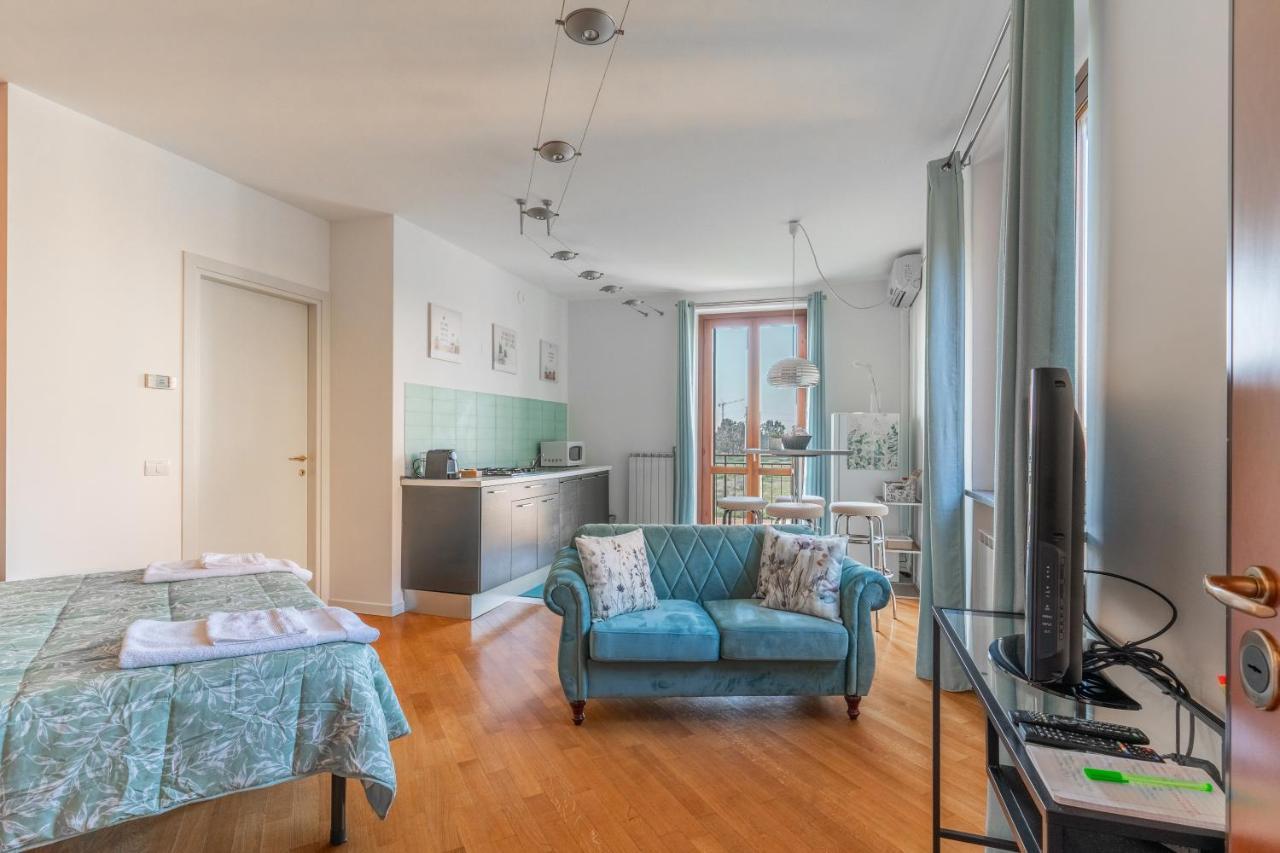 Casatella - Monolocale Con Balcone Vidigulfo Zewnętrze zdjęcie